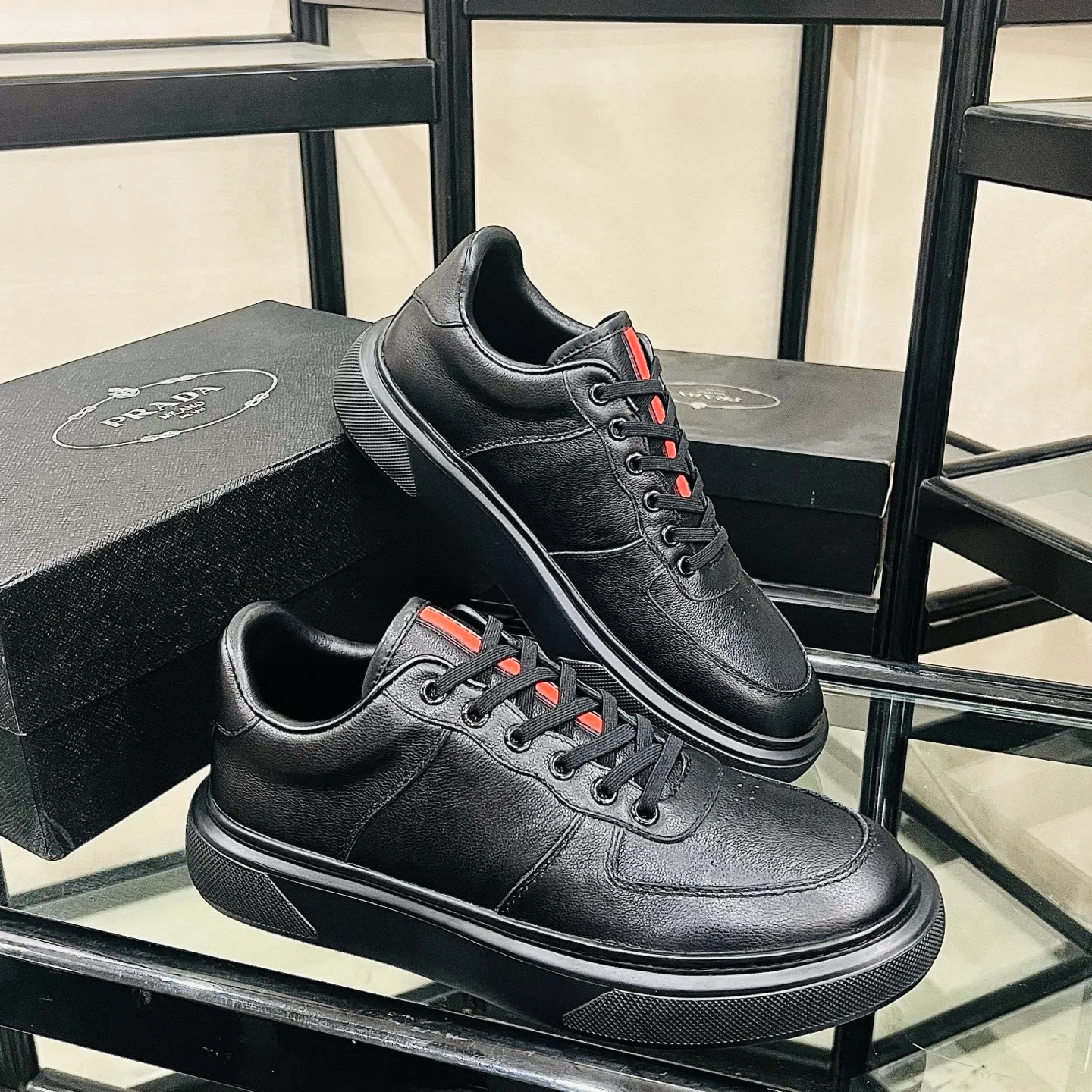 Men's shoes💰440 Prada/Prada Men's new casual shoes, this upper is made of imported calfskin + sheep lining! The outsole is made of non-slip sports foam and ultra-light, which feels good on the feet. It is a fashionable and stylish item!  Size: 38-44 (45 customized)
